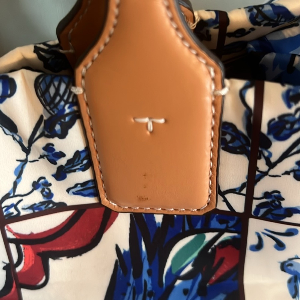 Tory Burch Large Ella Tote - Picture 8 of 14